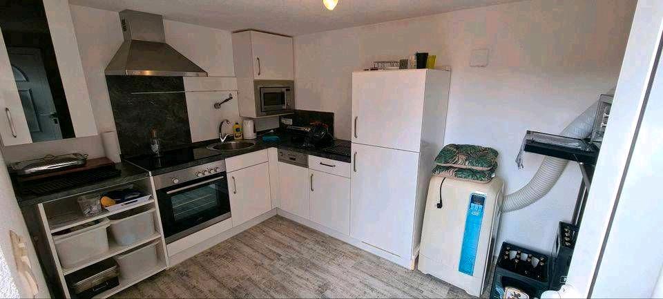 Einfamilienhaus Althengstett - 7 Zimmer, 220 m&sup2;, 420.000&euro; | Angebot:26835611