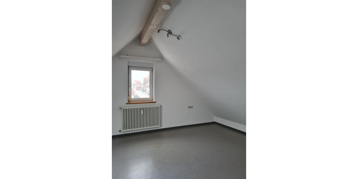 Etagenwohnung Trochtelfingen - 3 Zimmer, 105 m&sup2;, 750&euro; | Angebot:24878625