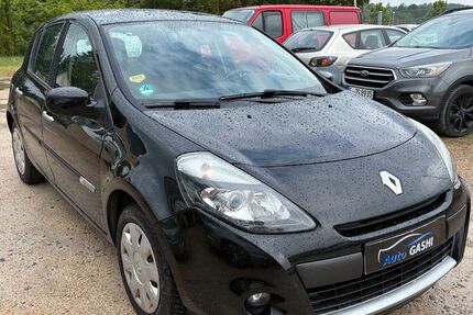 Renault Clio 150.000 km 3.390 &euro; Renningen 71272
