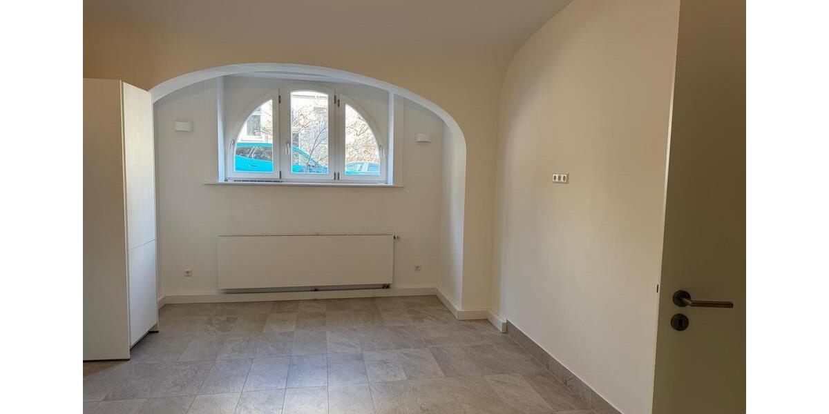 Erdgeschoßwohnung Stuttgart Stuttgart-Süd - 2.5 Zimmer, 69 m&sup2;, 1.200&euro; | Angebot:25919057