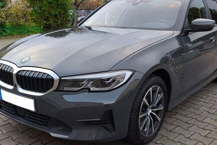 BMW 330 117.000 km 24.300 &euro; Kusterdingen 72127