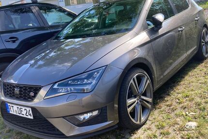 Seat Leon 140.000 km 10.900 &euro; Bad Urach 72574