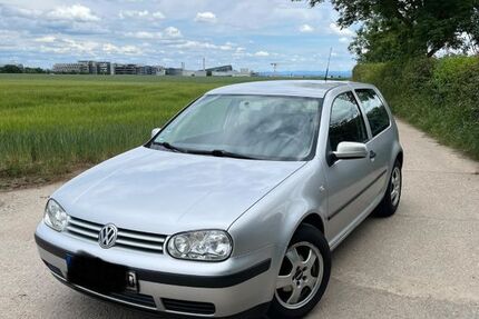 VW Golf 215.000 km 990 &euro; Leinfelden-Echterdingen 70771