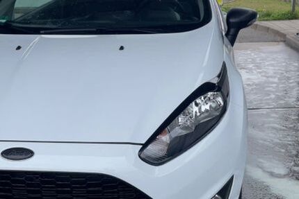Ford Fiesta 41.000 km 8.000 &euro; herrenberg 71083
