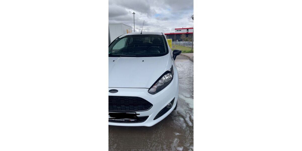 Ford Fiesta 41.000 km 8.000 &euro; herrenberg 71083