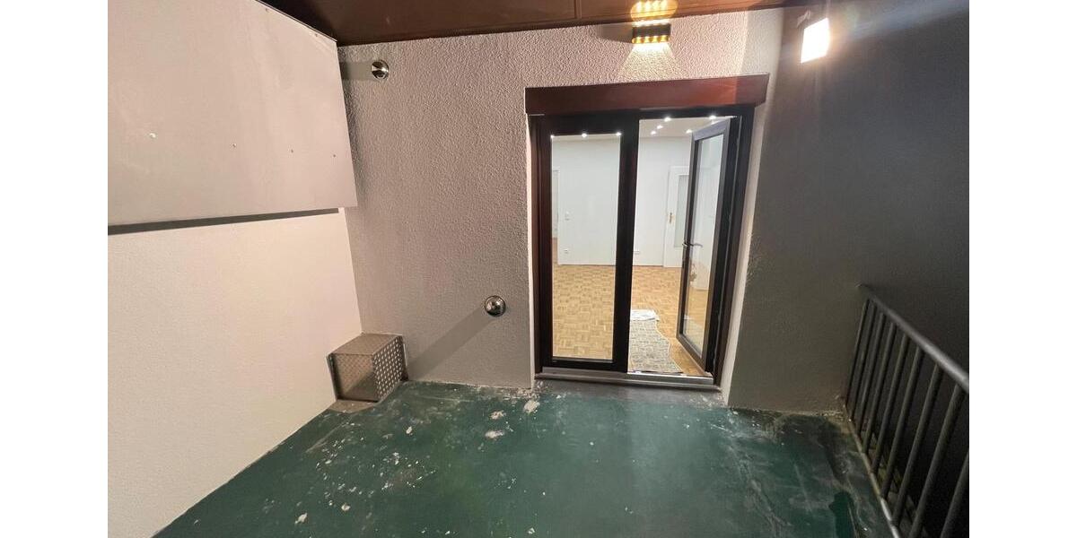 Etagenwohnung Böblingen - 2 Zimmer, 91 m&sup2;, 1.200&euro; | Angebot:25329938