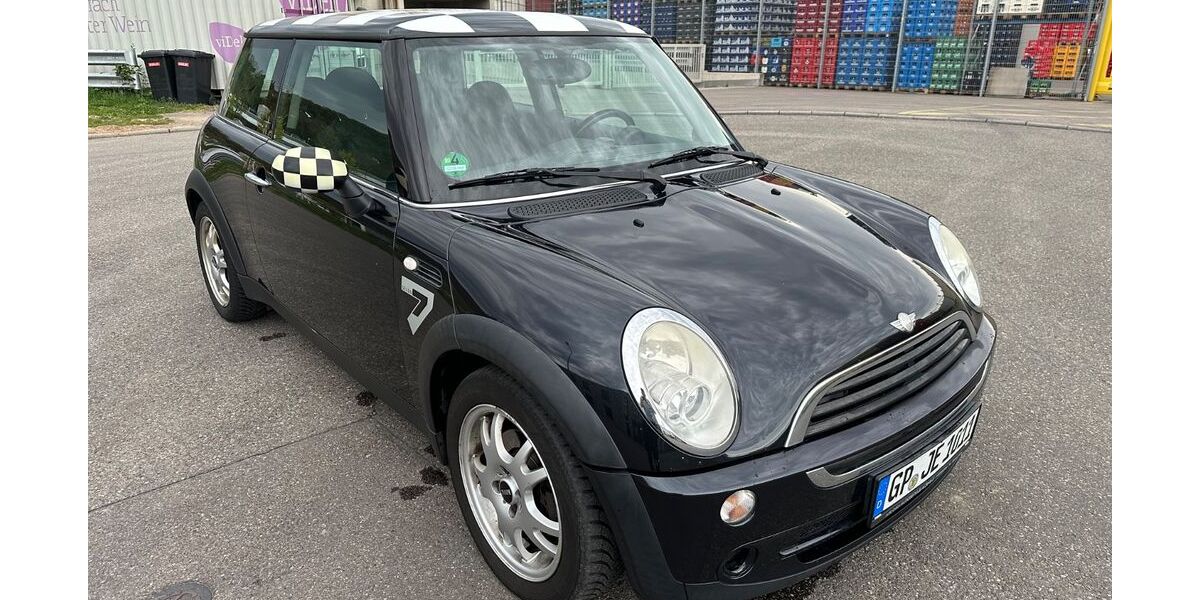 Mini ONE 210.300 km 2.200 &euro; Stuttgart 70186