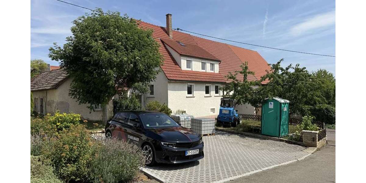 Etagenwohnung Pliezhausen - 3 Zimmer, 95 m&sup2;, 1.455&euro; | Angebot:27111560