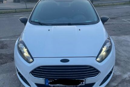 Ford Fiesta 39.000 km 8.150 &euro; herrenberg 71083