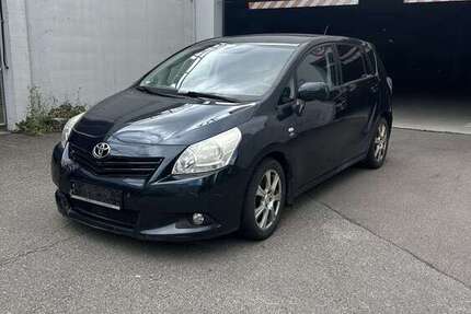 Toyota Verso 350.000 km 2.100 &euro; Reutlingen 72766