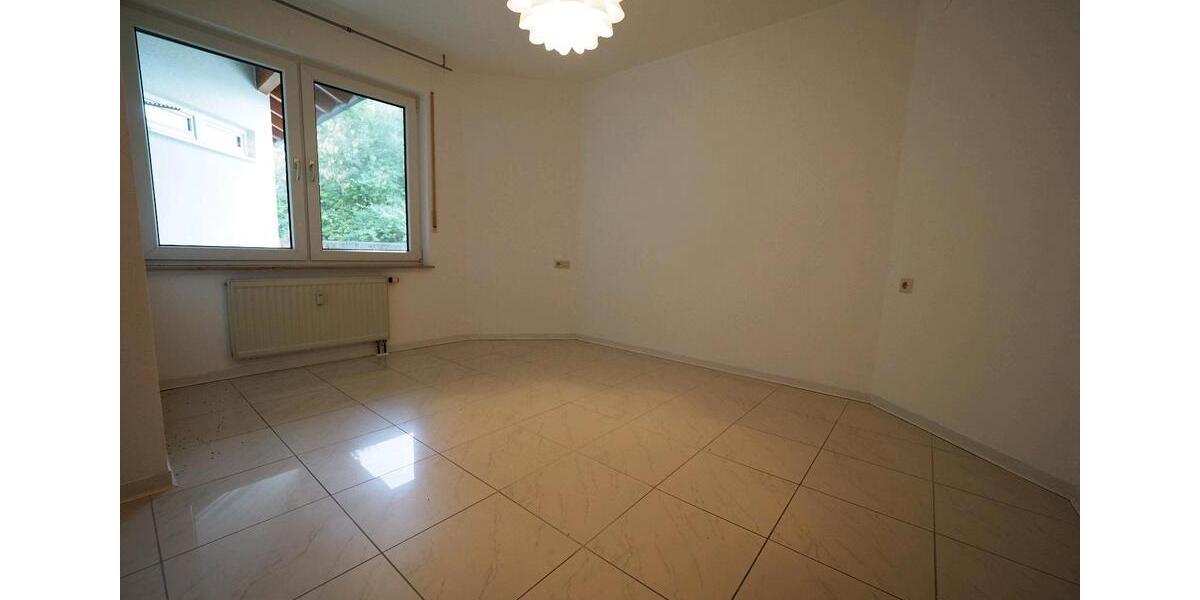 Etagenwohnung Herrenberg - 2.5 Zimmer, 69 m&sup2;, 960&euro; | Angebot:25957116