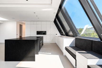 Wohnung Stuttgart Stuttgart-Süd - 4.5 Zimmer, 244 m&sup2;, 5.500&euro; | Angebot:27521949