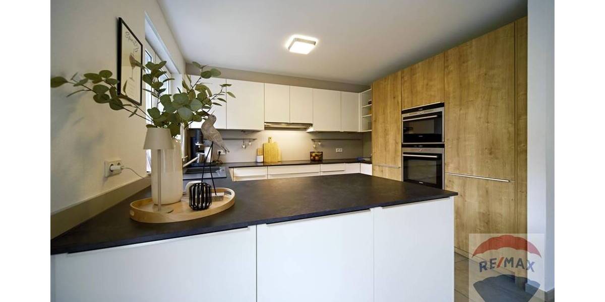 Doppelhaushälfte Altdorf - 7 Zimmer, 194 m&sup2;, 955.000&euro; | Angebot:26616667