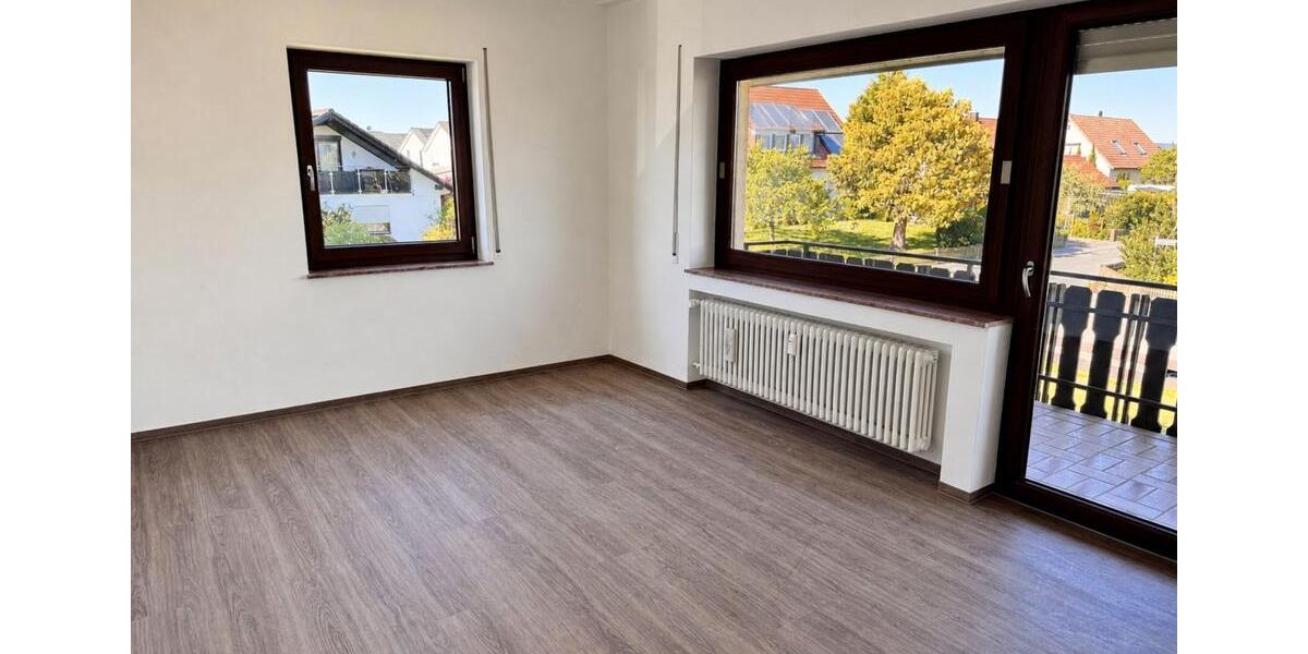 Etagenwohnung Pliezhausen - 4 Zimmer, 109 m&sup2;, 1.380&euro; | Angebot:26423371