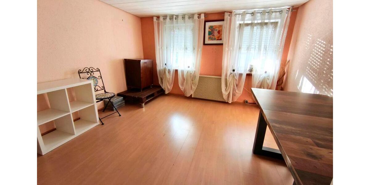 Einfamilienhaus Bad Urach - 6 Zimmer, 180 m&sup2;, 359.000&euro; | Angebot:25398135