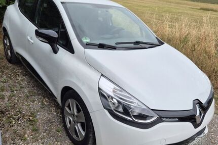 Renault Clio 148.000 km 4.750 &euro; Bisingen 72406