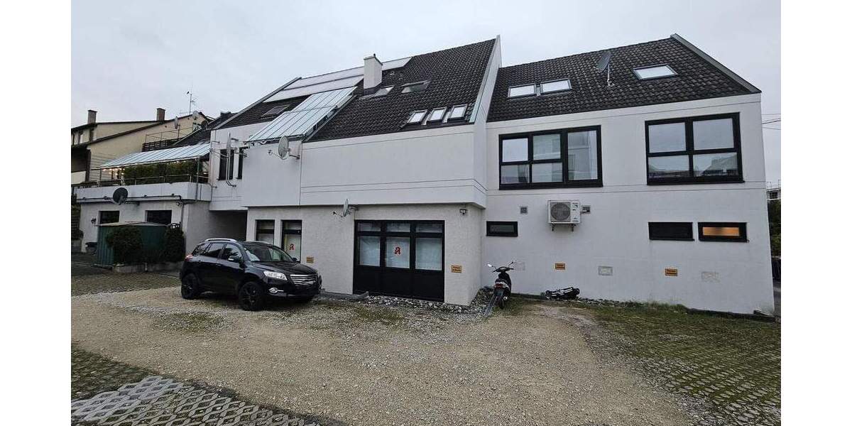 Etagenwohnung Pfullingen - 4 Zimmer, 125 m&sup2;, 330.000&euro; | Angebot:25707630