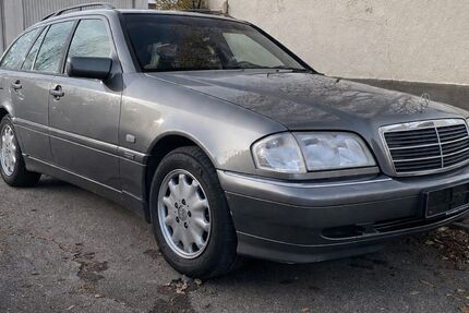Mercedes-Benz C 220 226.886 km 5.800 &euro; Weil der stadt 71263